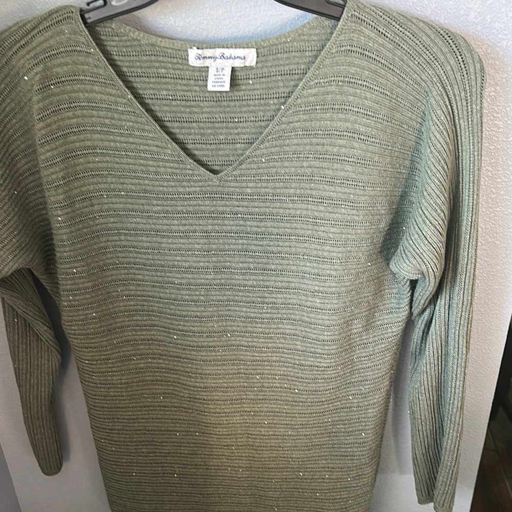 Tommy Bahama Women's Green Sweater
